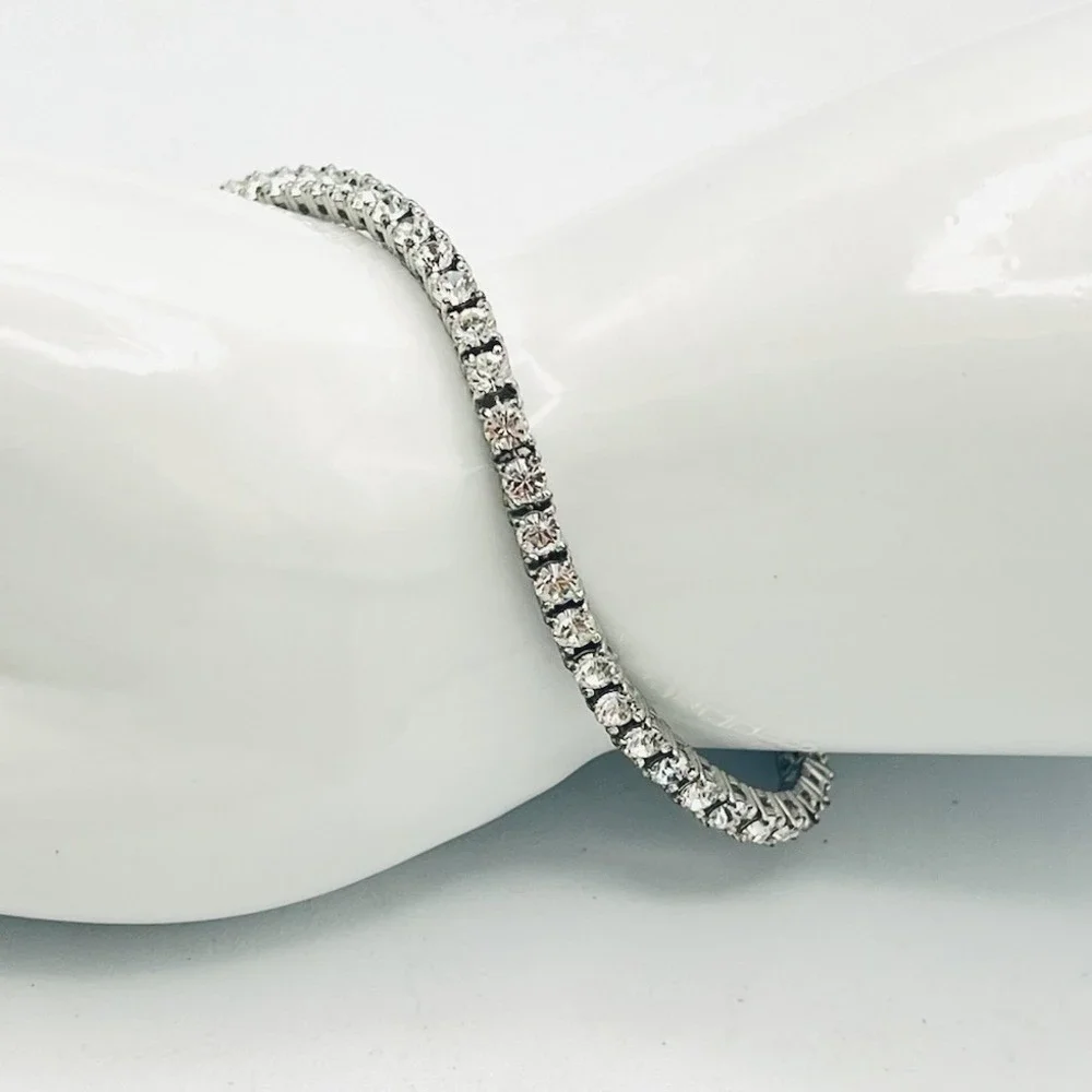 Joan Rivers Women's Tennis Bracelet Silver Tone Metal Rhinestone Crystals 7.75